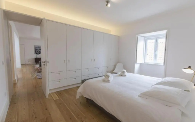 Lovelystay - Chic, Citrus Home - Private Garden And Parking