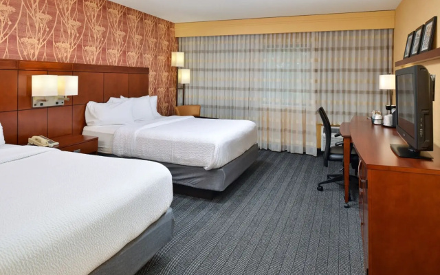 Courtyard by Marriott Detroit Utica