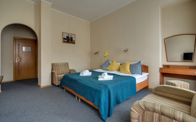 Antares by Center Hotels