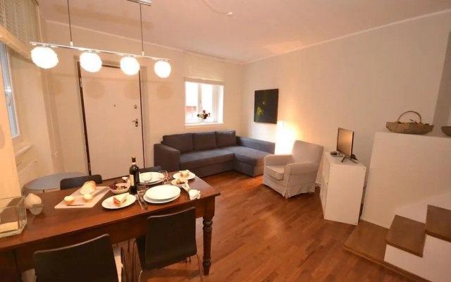 Rodrigo Lakeside Apartments