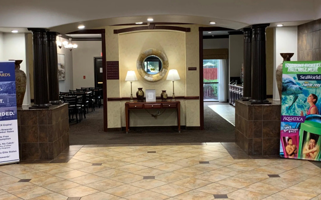 Best Western Sea World/Lackland AFB NW Hotel & Suites