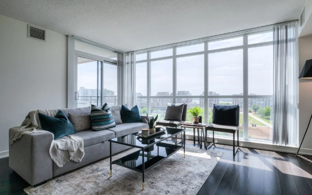 Waterfront Boutique Suites