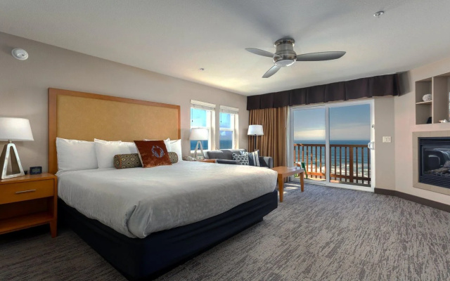 The Coho Oceanfront Lodge