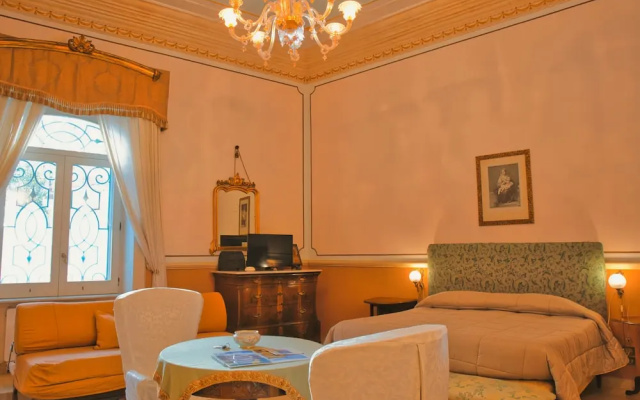 B&B Flora House