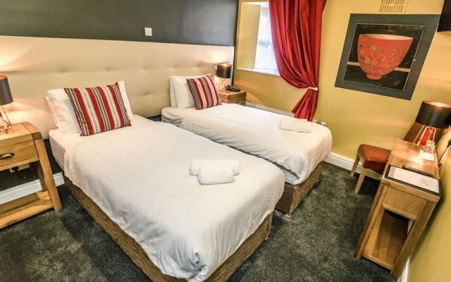 Mc Kevitts Village Hotel