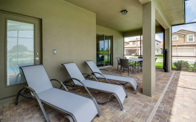 Solterra - 5569 Misty Oak Circle