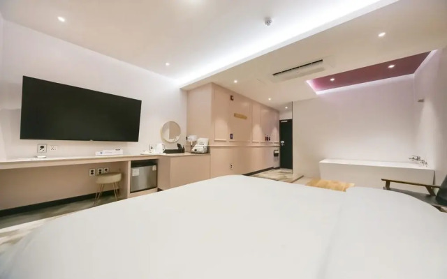Gimcheon Hotel Esang