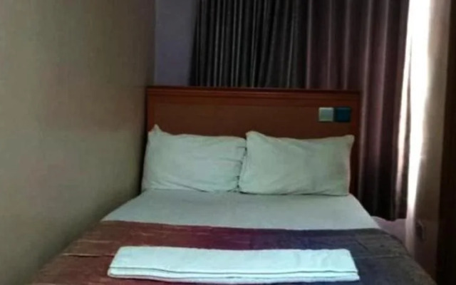 Royal Jatoz Hotels