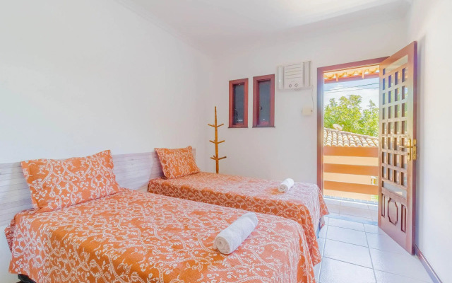 GB09 Ótima Casa 6 Quartos a 50m da Praia