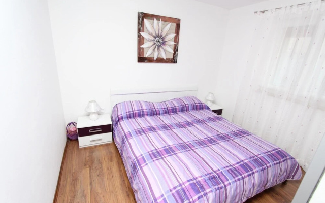 Dujmovic Superior Bungalow Wterrace Biba