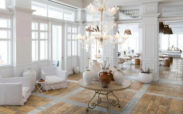 Mykonos Blu, A Grecotel Resort to Live