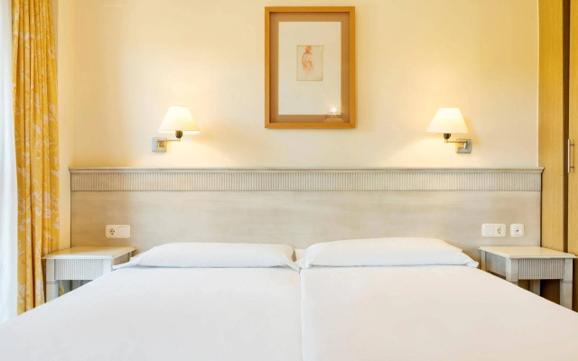 Aparthotel ILUNION Sancti Petri