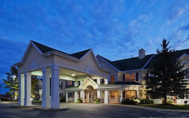 Отель Country Inn & Suites by Radisson, Green Bay, WI США, Грин-Бей - отзывы, цены и фото номеров - забронировать отель Country Inn & Suites by Radisson, Green Bay, WI онлайн вид на фасад