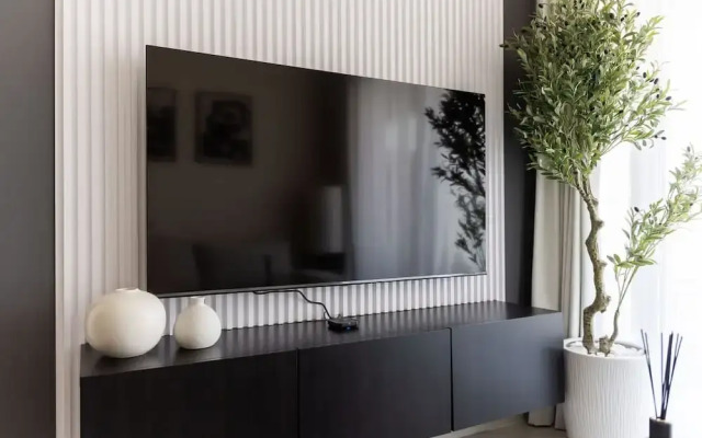 Tranquil 1BR Hideaway in Damac Hills