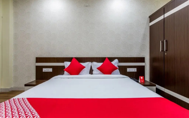 OYO 10600 Hotel 7th Cloud