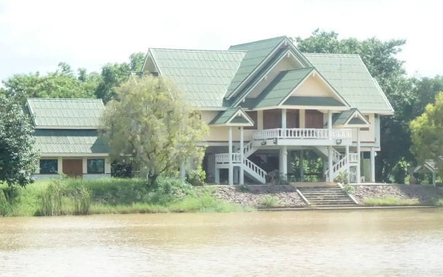 Rai Fhun Pen Jing Resort