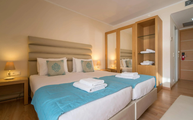 Galaxy Beach Resort, BW Premier Collection