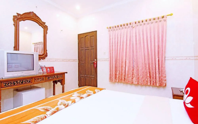Zen Rooms Paradise Legian Hotel Bali