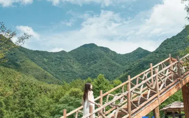 Mountain Resort Hotel