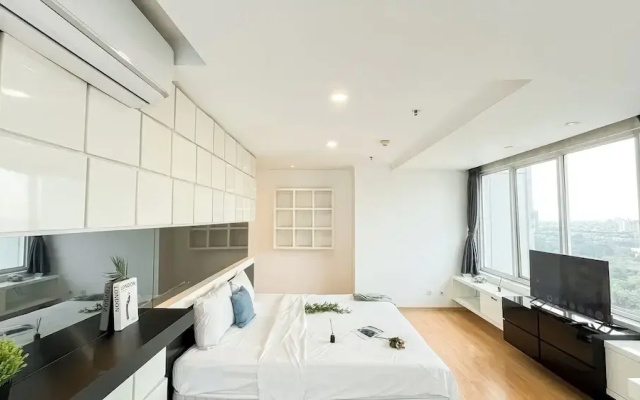 Spacious Luxury 2Br Apartment With Extra Room At Fx Residence