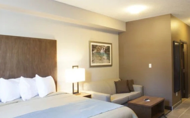 Stillwater Inn And Suites