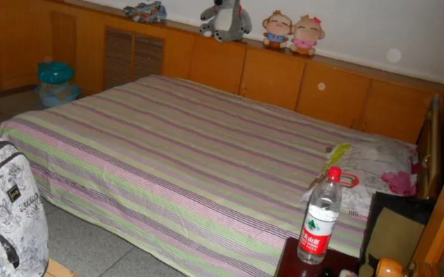 Jinri Friendship Apartment Hongjialou Road