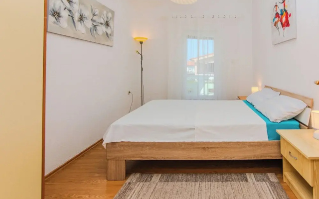 Apartment Semak