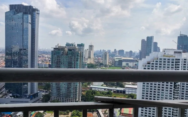 2 Bedrooms Sudirman Park By Travelio