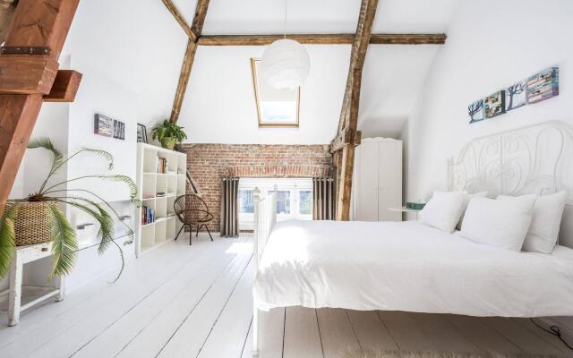 Отель B&B Atelier20 Бельгия, Антверпен - отзывы, цены и фото номеров - забронировать отель B&B Atelier20 онлайн комната для гостей