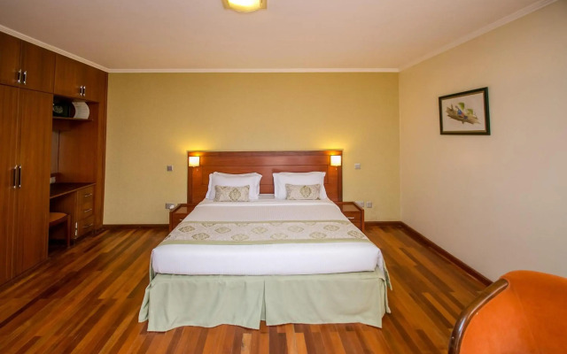 Waridi Paradise Hotel & Suites