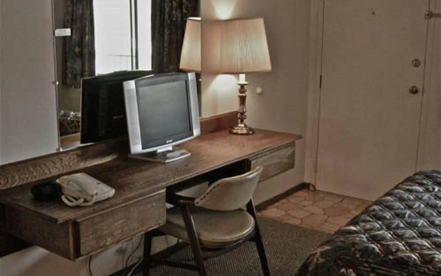 Red Lion Inn & Suites La Pine