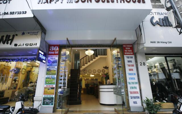 Отель Happy Moon Guesthouse Ханой вид на фасад