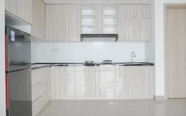 Spacious And Nice 2Br At Hillcrest House Apartment