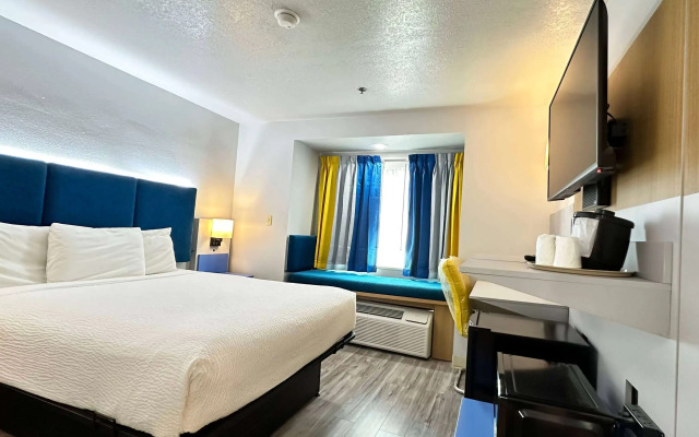 Microtel Inn by Wyndham Gallup