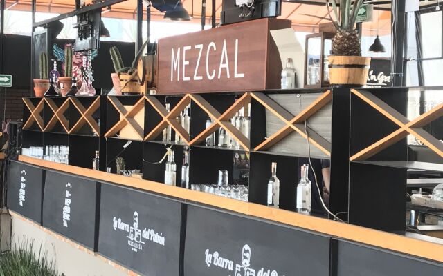 The Foodie Hostel Мехико вид на фасад