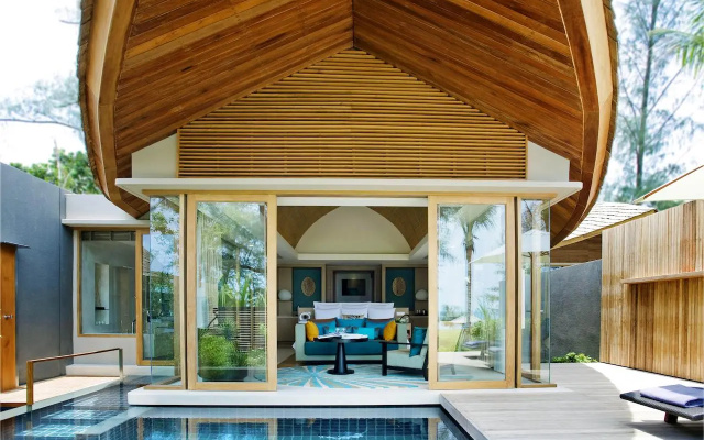 Renaissance Phuket Resort & Spa