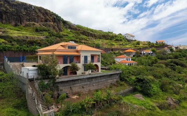 Villa Flor in Santa Cruz