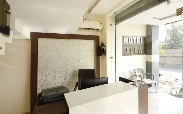 Hotel Aura by OYO Rooms