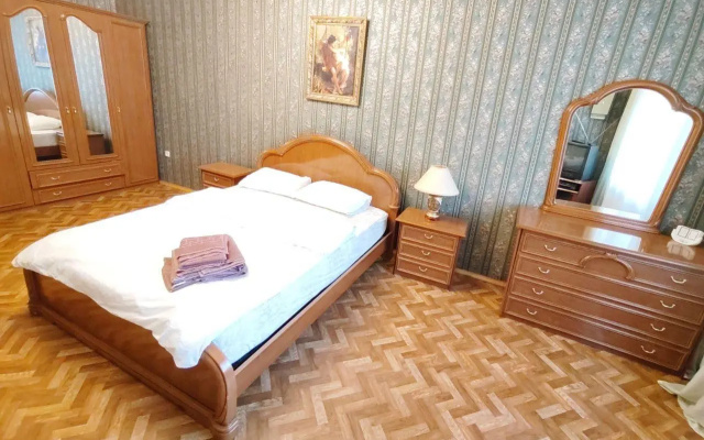 Fan House (Фан Хаус) на улице Лево-Булачная