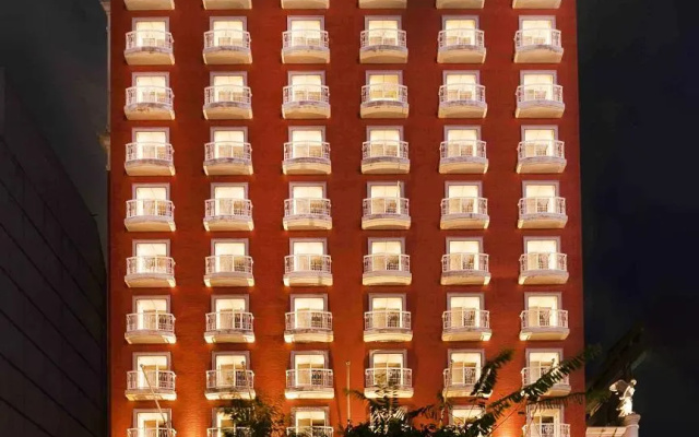 Hamp Court Palace Taipei