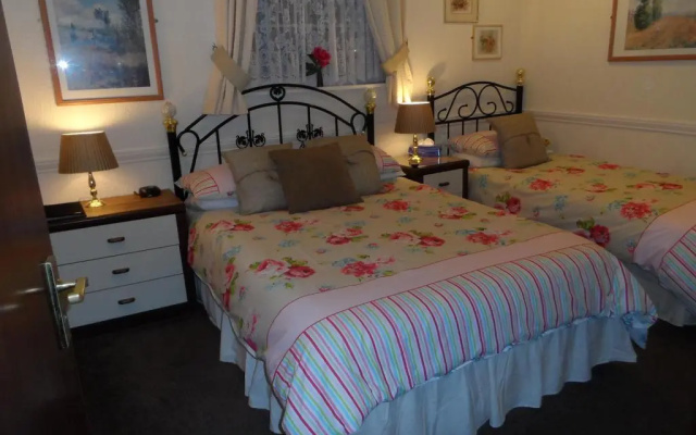 Fairhaven Hotel (46 Palatine Road)