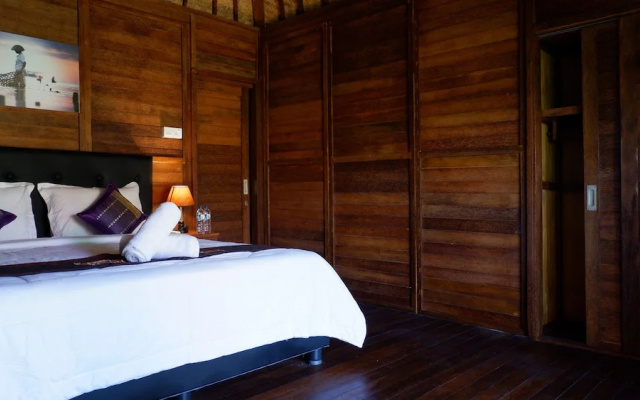 Mangrove Beach Hut Lembongan