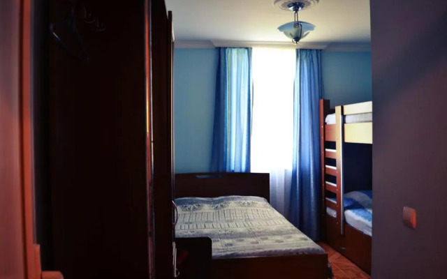 Saba Guest House