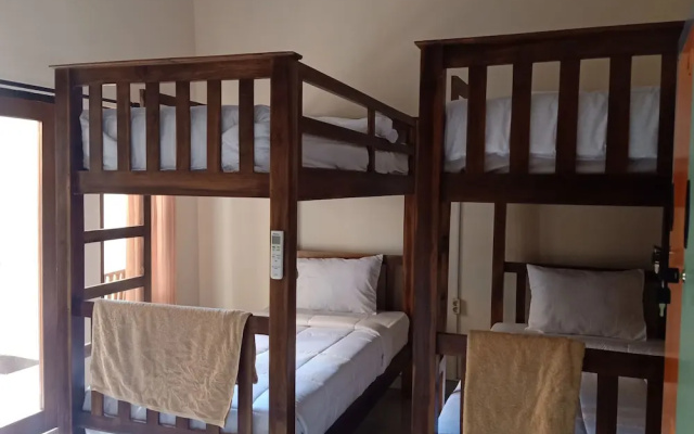 Happy Penida Hostel