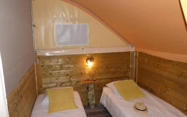 Camping des Rives des Corbieres