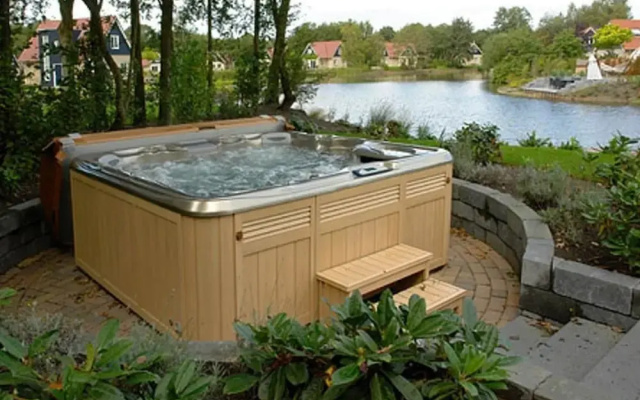 House With a Bubble Bath, 20 km. From Assen