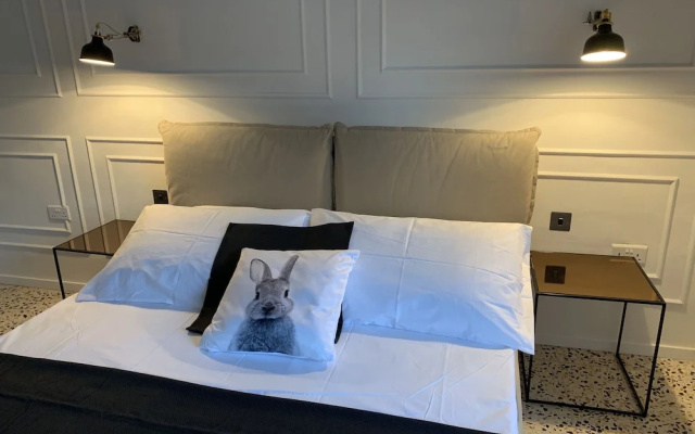 The Burrow City Rooms (Homestay)