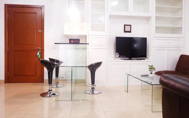 Homey Paladian Park Apartment Near Moi Kelapa Gading