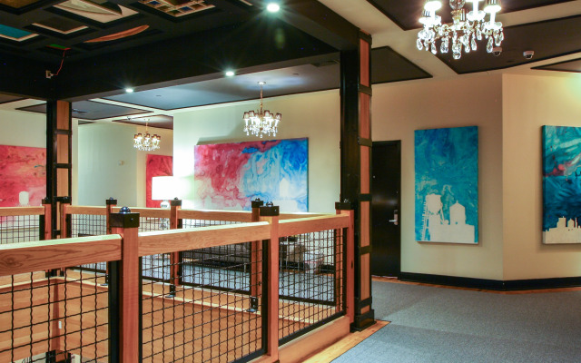 Henry Norman Hotel