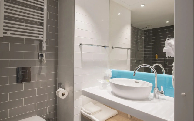Holiday Inn Express Warsaw - Mokotow by IHG